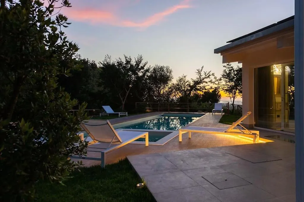Modern Villa With Heated Pool And Sauna Marsala